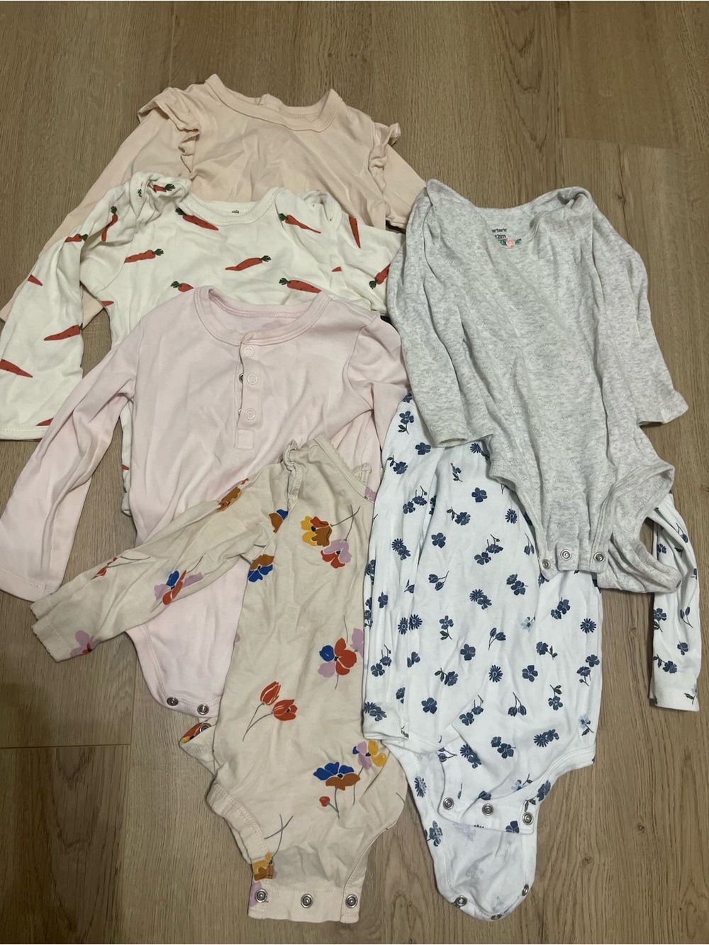 Mixed Girls' Long-Sleeve Bodysuits (18 months)